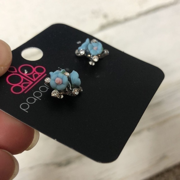 Paparazzi Blue Floral Green Sparkle Stud Statement Earrings New - Picture 2 of 4